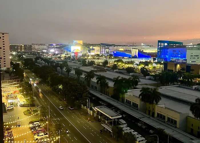 بيت للعطل Near International Airport - Mall Of مانيلا