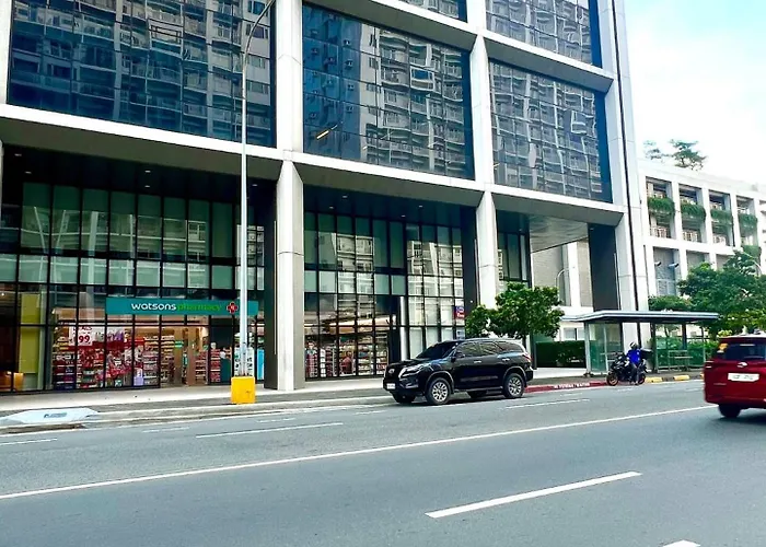 Near International Airport - Mall Of * Manille