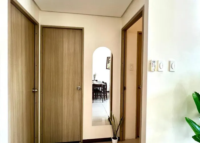 Near International Airport - Mall Of بيت للعطل